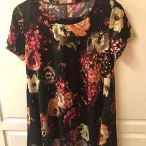 Women’s Boutique  Top